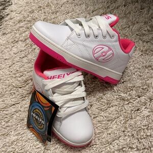 Heelys Kids' White and Pink Sneakers Size 3 BRAND NEW